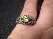 925 Sterling Silver Ladies Peridot Fillagree Ring  5.4 grams August Birthstone