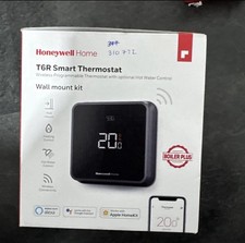 Honeywell T6R Wireless Smart Thermostat (Wall Mount  Kit)