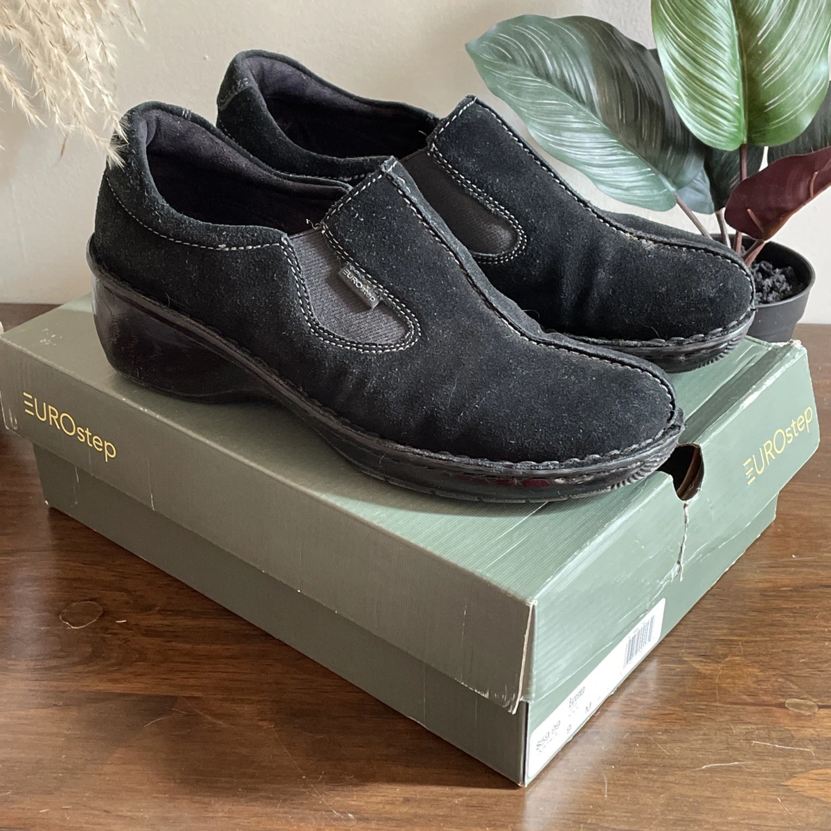 Eurostep Black Slip On Shoes. SZ 7 Amazon.com | Spring Step Men main image 3