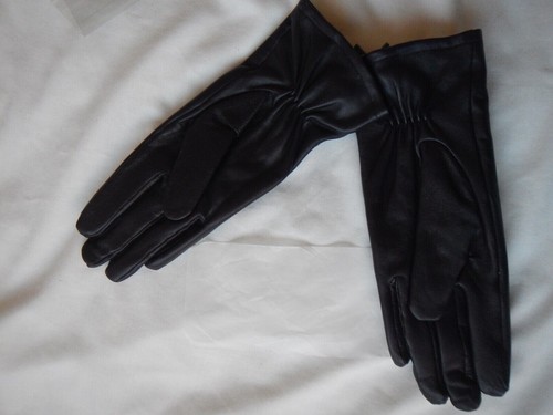 Suzy Smith Dark Purple Leather Gloves in a Size M/L - New and Unworn - Picture 17 of 20