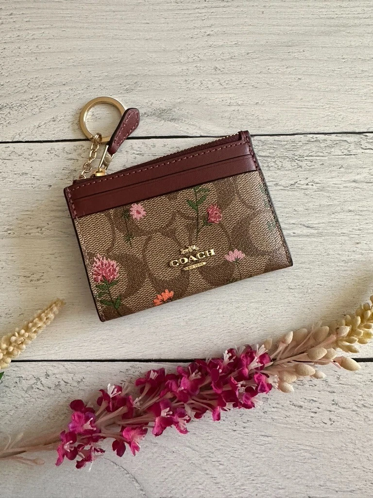 🌼Coach Mini Skinny Id Case In Signature Canvas With Wildflower Print  C8733🌼