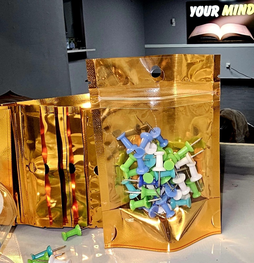100 Gold Mylar Foil Stand Up Zipper Bags with Clear Window and Resealable Seal