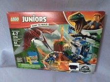  Lego Jurassic World juniors SEALED SET 10756 Pteranodon Escape w/ 2 Minifigures