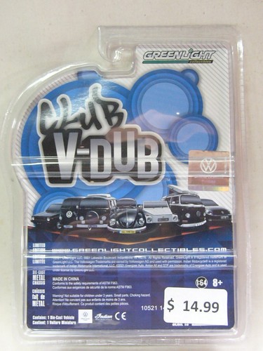 Greenlight 1/64 DIE CAST - Club V-DUB - Classic Volkwagen Beetle - 2021 - Picture 2 of 2