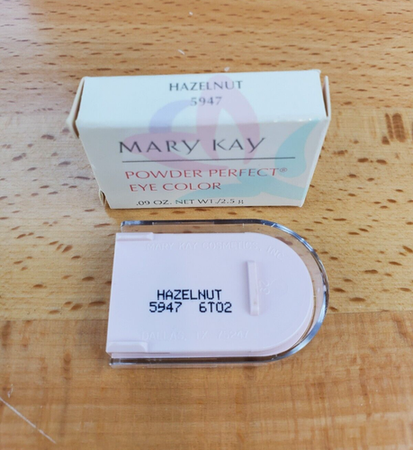NEW Vintage Mary Kay Powder Perfect Eye Color HAZELNUT .09 Oz. #5947 NOS - Picture 2 of 2