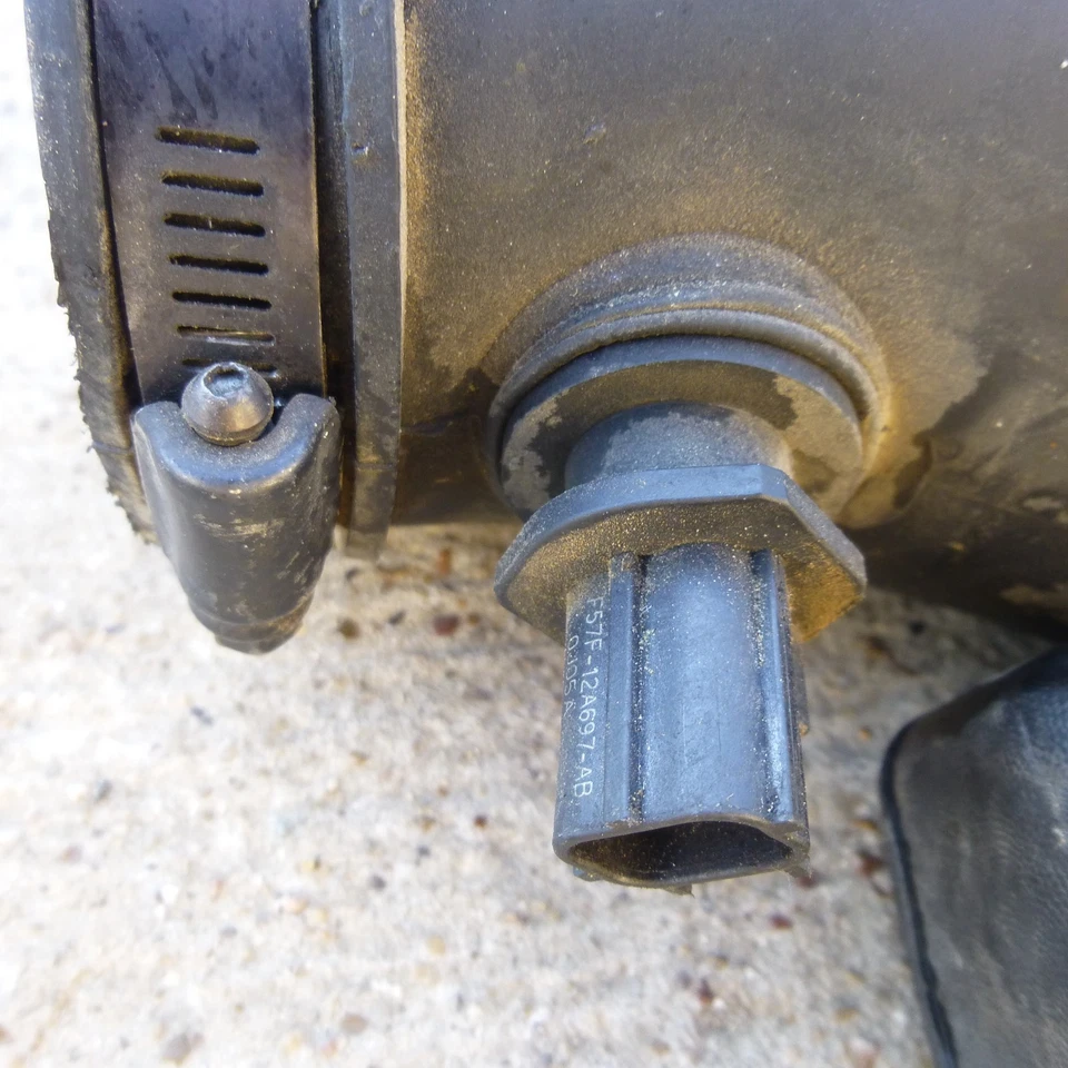 LINCOLN LS V8 3.9 2000 2001 2002 TUBO FILTRO AIRE CON SENSOR F57F-12A697-AB Foto 3 de 4