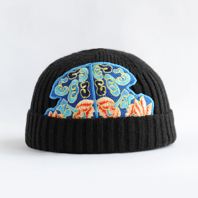 APL Cappello etnico ricamato fantasia floreale maglia berretto roulé polsino Brimless caldo