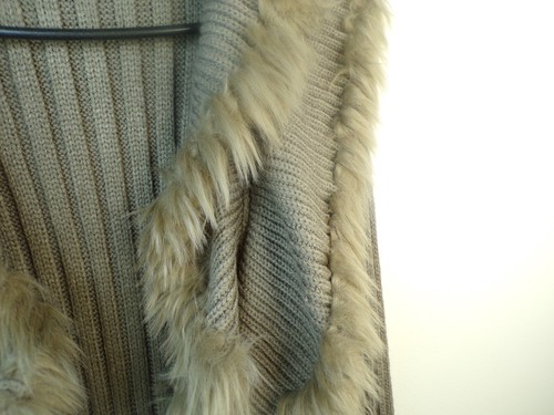 Alfani Warm Taupe New with Tags Sweater with Faux Fur trim size L Womens - Picture 3 of 10
