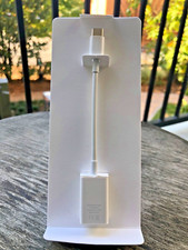 USB-C to USB Adapter MJ1M2AM/A Model A1632 Apple Genuine