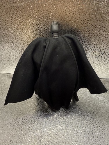 2017 Bandai S.H. Figuarts BATMAN THE DARK KNIGHT Christian Bale 6" Action Figure - Picture 6 of 9