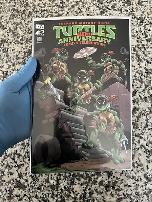 IDW TMNT 40th Anniversary Comics Celebration RE Aaron Hazouri Variant Cover NECA