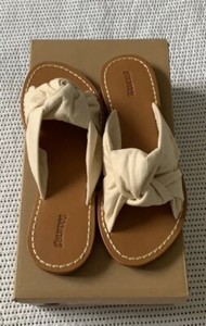 soludos metallic slide sandals