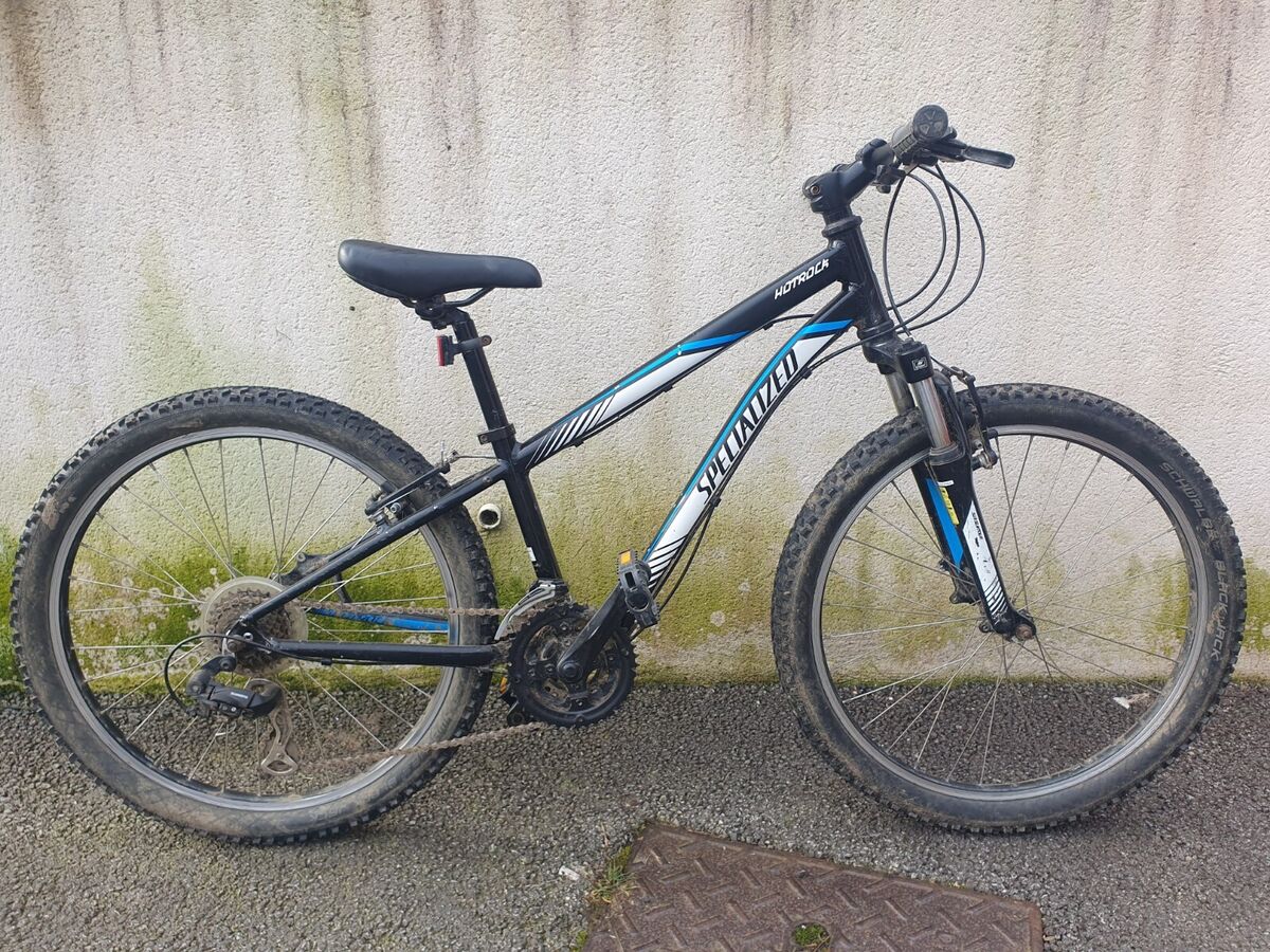 Specialized Hotrock 24 Junior Mountain Bikes 24 Specialized Hotrock 24 Junior Mountain Bikes 24