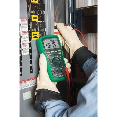 Greenlee DM-820A 10,000-Count Digital Multimeter, 1000V, 10A (DM-820A) - Picture 3 of 3