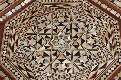 Handmade Morocco 24" Wood Side Table, Coffee & End Table, Bedside Entryway Table - Picture 5 of 10