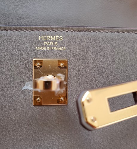 Sold Out New In Box 2023 Hermes Kelly Moove Swift Etoupe Gold HW Belt Bag Pouch - Picture 4 of 15