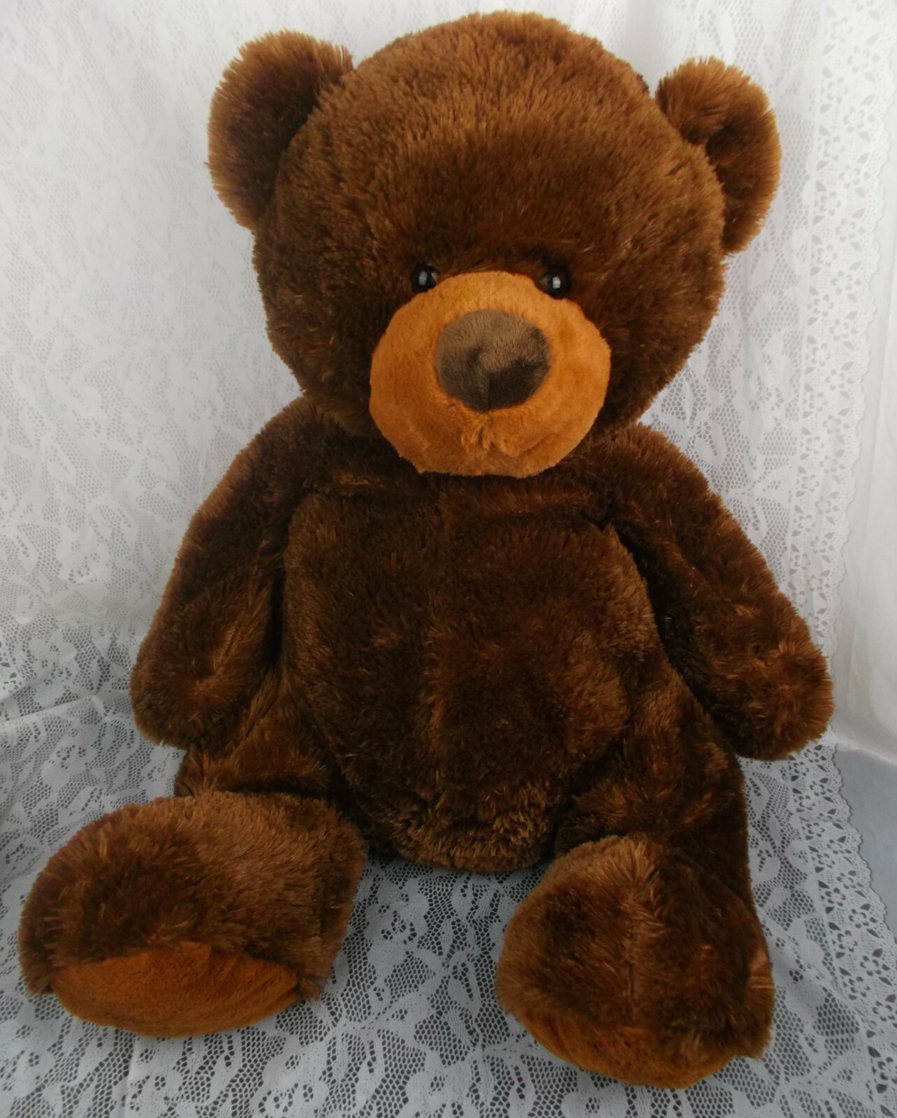 teddy bear with big body