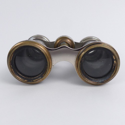 A FINE PAIR OF 1920'S EGYPTIAN DESIGN BINOCULARS - Picture 2 of 6