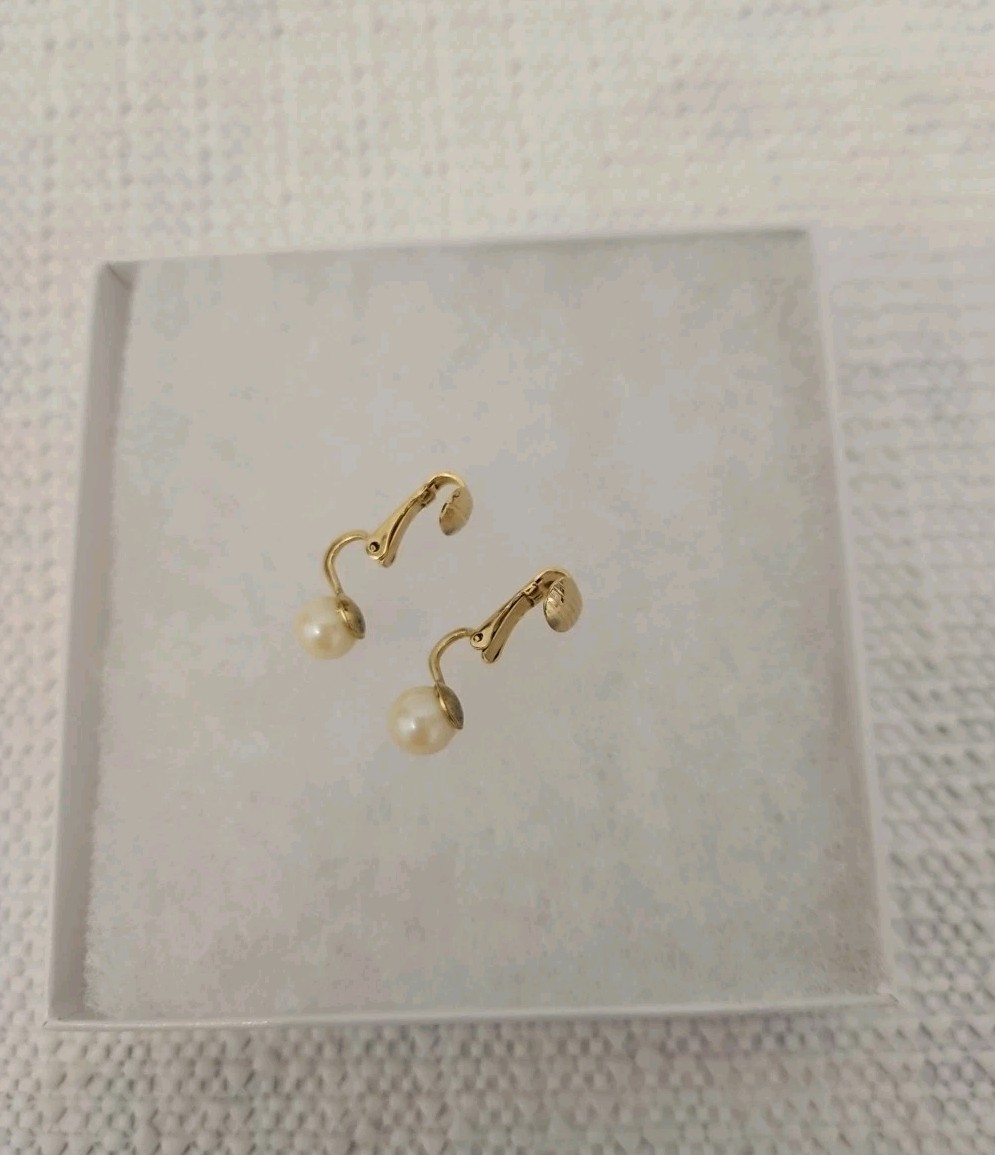 Picture 4 of 5