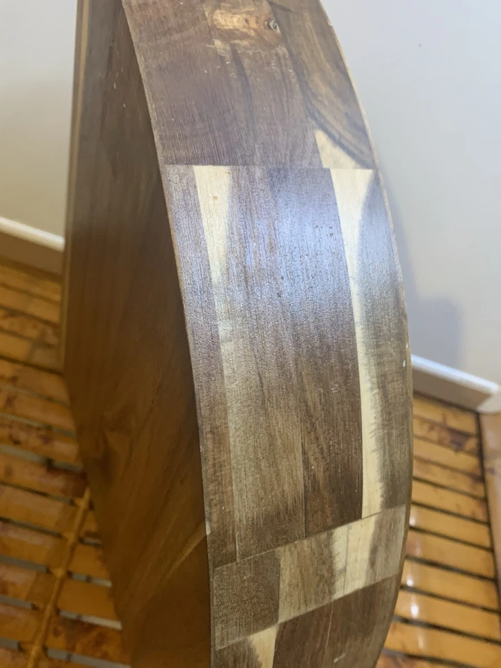 Bloque de cuchillos magnéticos de doble cara de madera de acacia Marcellin 10x10 cuartos redondos Foto 4 de 4