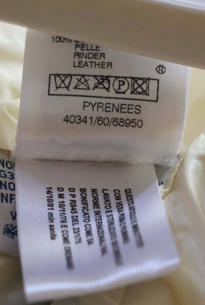 Excellent condition PYRENEES Down Jacket Size 0 B… - image 9