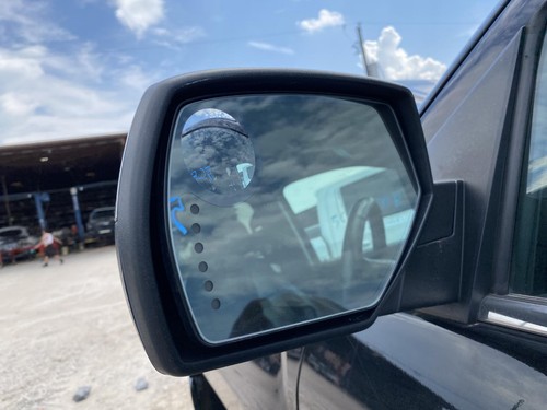Used Park Assist Camera fits: 2014 Chevrolet Silverado 1500 pickup rear view cam - Picture 15 of 24