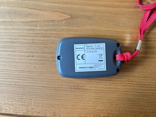Silver Crest Big Button Telephone with Emergency Call Function & SOS Transmitter - Picture 10 of 13