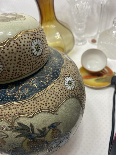 Vintage Royal Satsuma Ginger Jar Gold Accents Hand Painted Gold Gilt - Picture 7 of 24