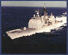 USS PHILIPPINE SEA CG-58 Guided Missile Cruiser 8 x 10 Official USN Photo