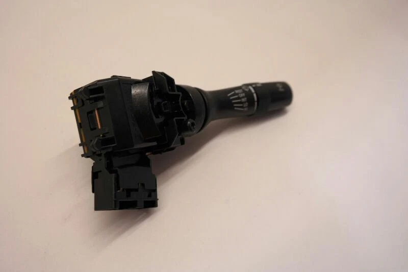 Interruptor limpiaparabrisas Toyota Camry 2007-2009 lado derecho de la columna   Foto 3 de 4