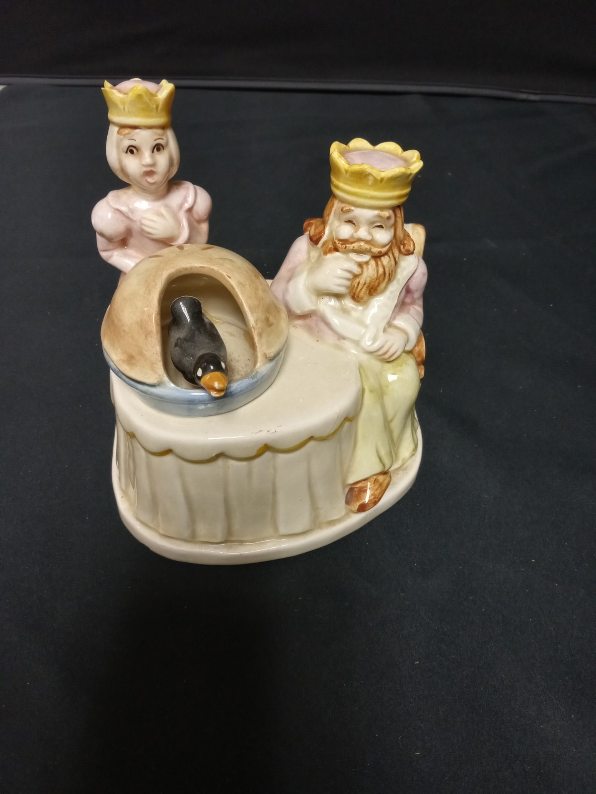 Picture 4 of 5
