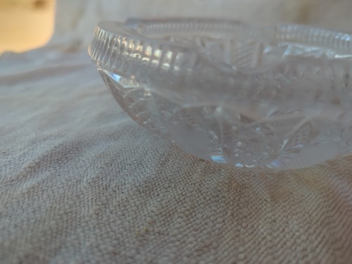 Bohemian Style Pressed Glass Etched Vintage Heavy And Solid Ashtray EUC 6" - Picture 5 of 14