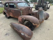 1937 Oldsmobile Grill - Original - Parting Out Car