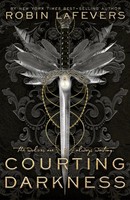 Courting Darkness | Robin Lafevers | Englisch | Taschenbuch | 2019