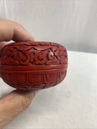 VTG Chinese Carved Cinnabar Decorative Floral Lacquer Trinket Box Blue Enamel - Picture 6 of 9