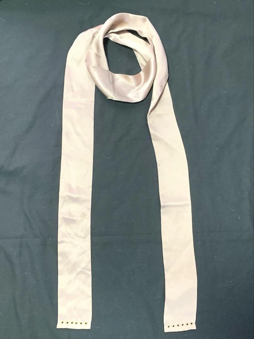 Gucci étole en soie rose saumon Tom Ford