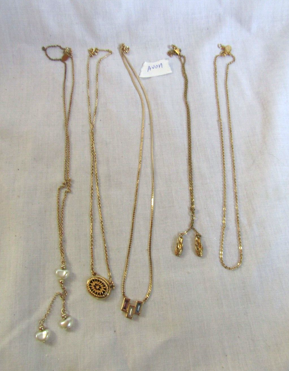 AVON COSTUME JEWELRY GOLD TONE NECKLACES DIFFERENT DESIGNS PC