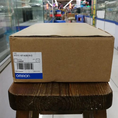 NT31C-ST142B-EV2 1PC new omron in box touch screen NT31C-ST142B-EV2