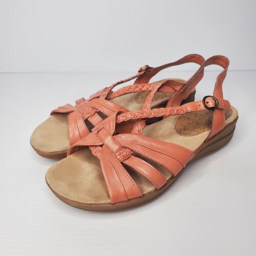 Vintage Bare Traps Women's 9.5 Leather & Metal Cherry Flat Boho Sandals  Italian