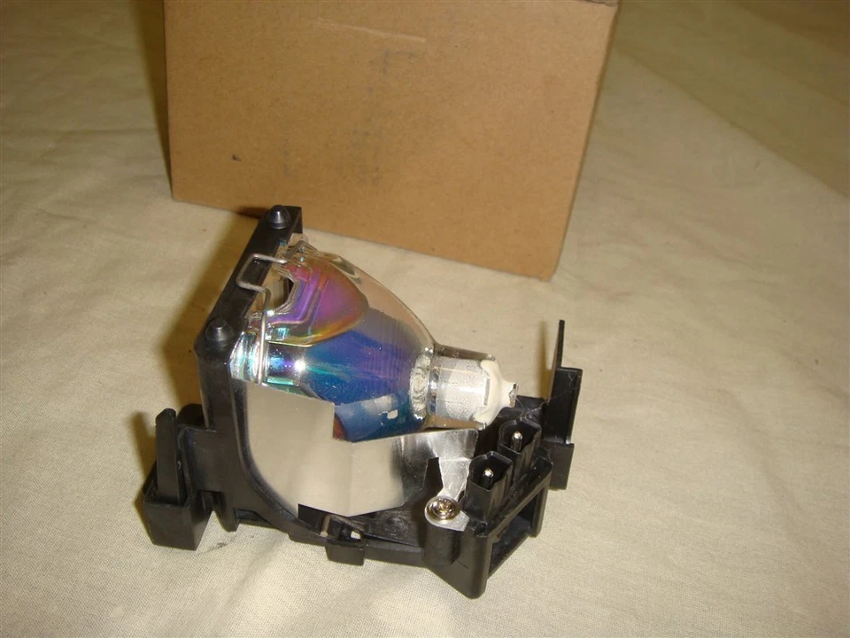 ELECTRIFIED LAMPS HITACHI DT-00301  DT00301 E-SERIES REPLACEMENT LAMP - Image 3 of 4