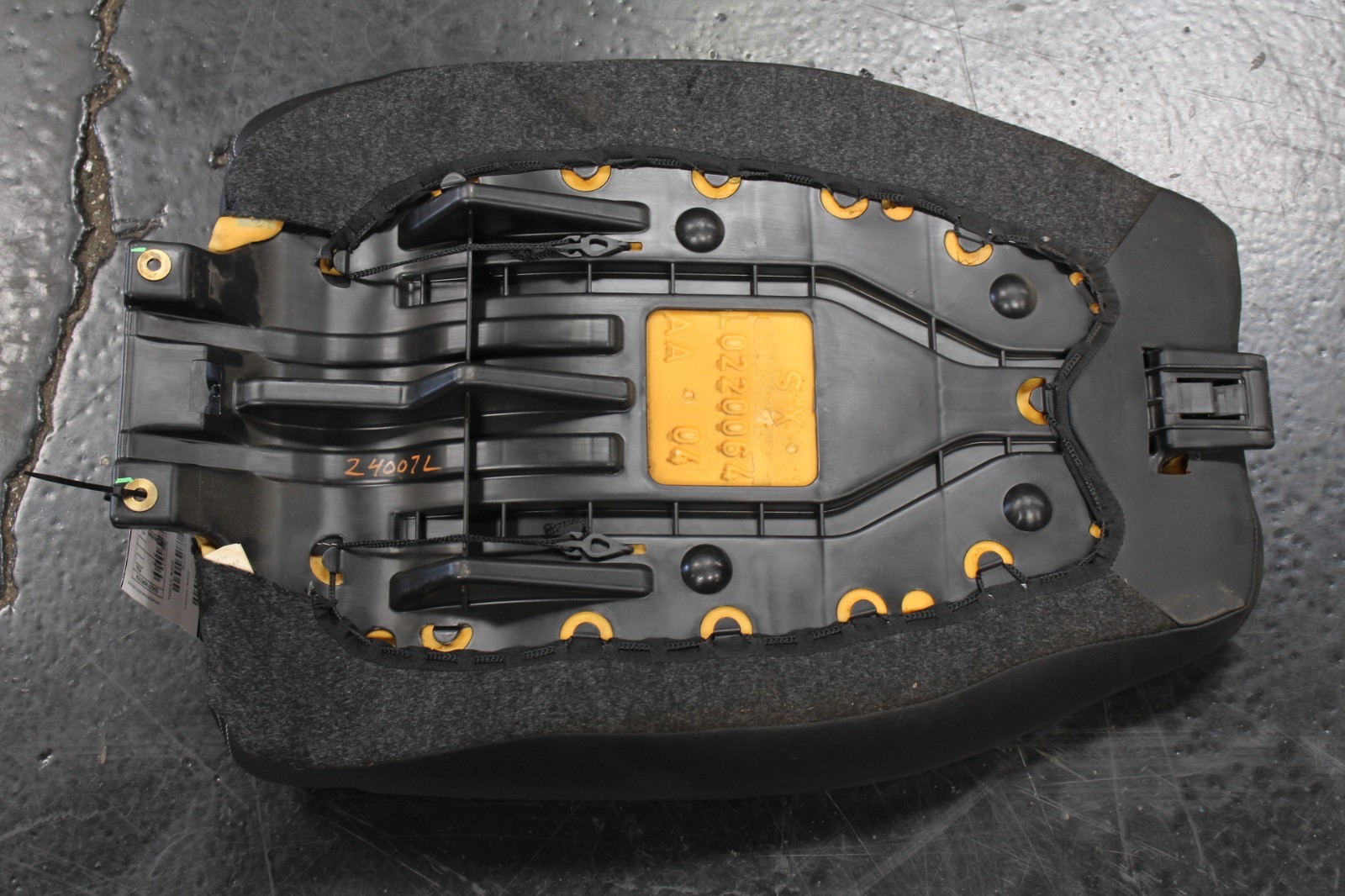 Maserati GranCabrio, LH, Left, Rear Seat, Upper Section, Used