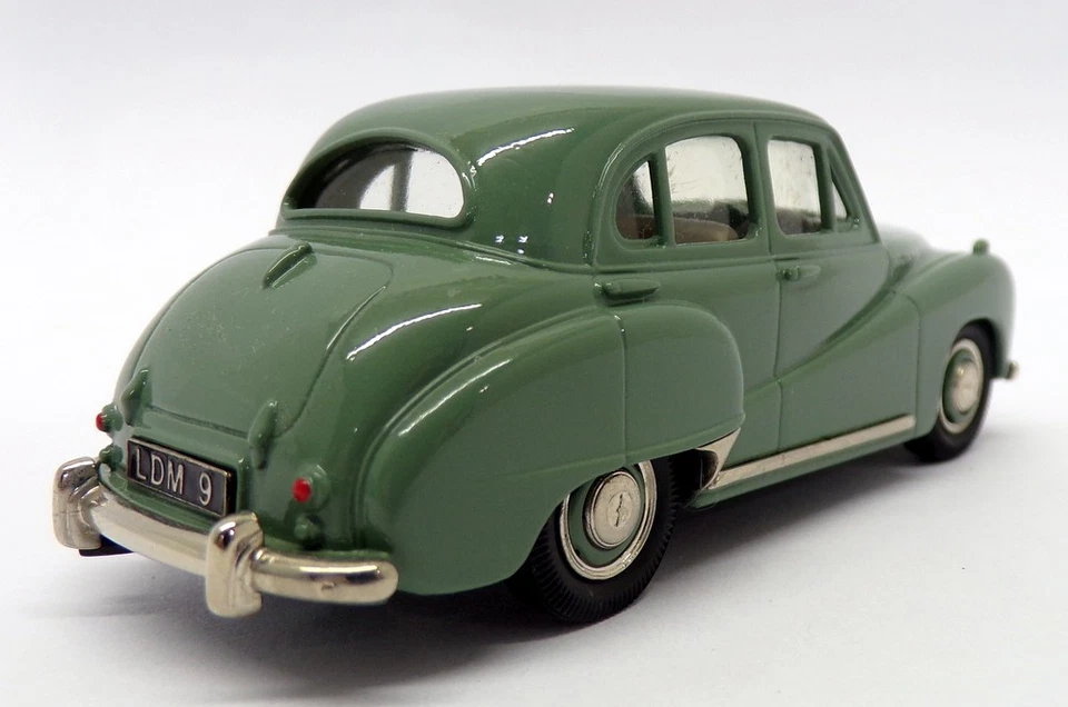 Lansdowne Models 1/43 Scale LDM9 - 1953 Austin Somerset - Green - Image 2 of 4