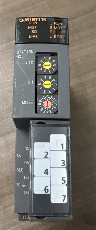 Mitsubishi Electric QJ61BT11N 2015 model, missing screws used