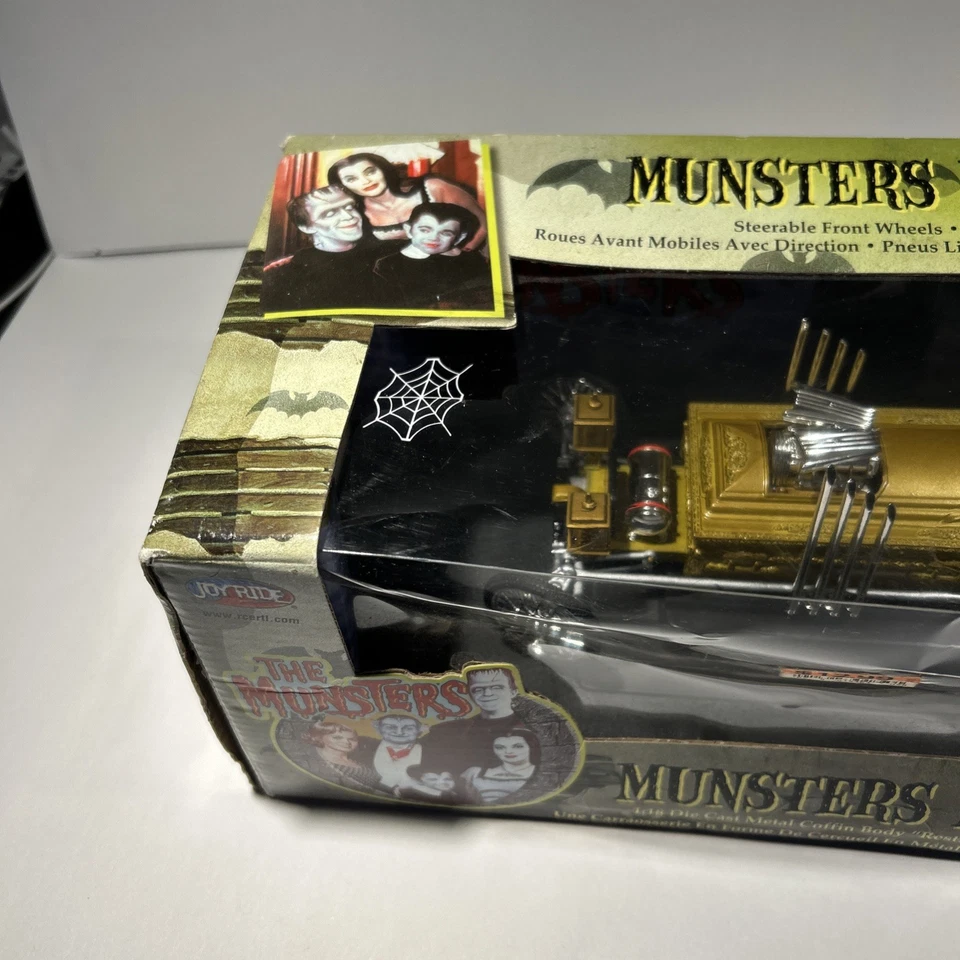 Ertl American Muscle The Munsters Dragsters Dragula 1:18 Diecast - Dorado Foto 3 de 4