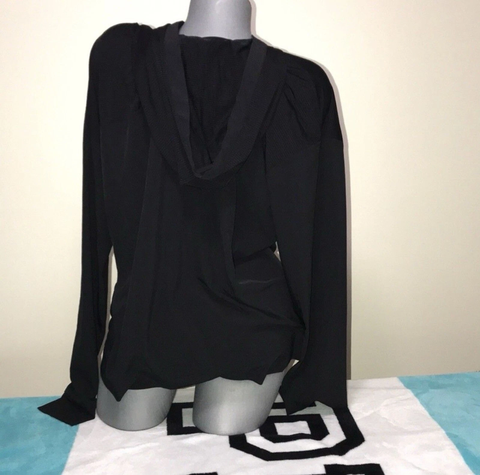 UNDERCOVER Felpa con cappuccio maglione sportivo Victoria's Secret leggera con tasche.TG. LARGE