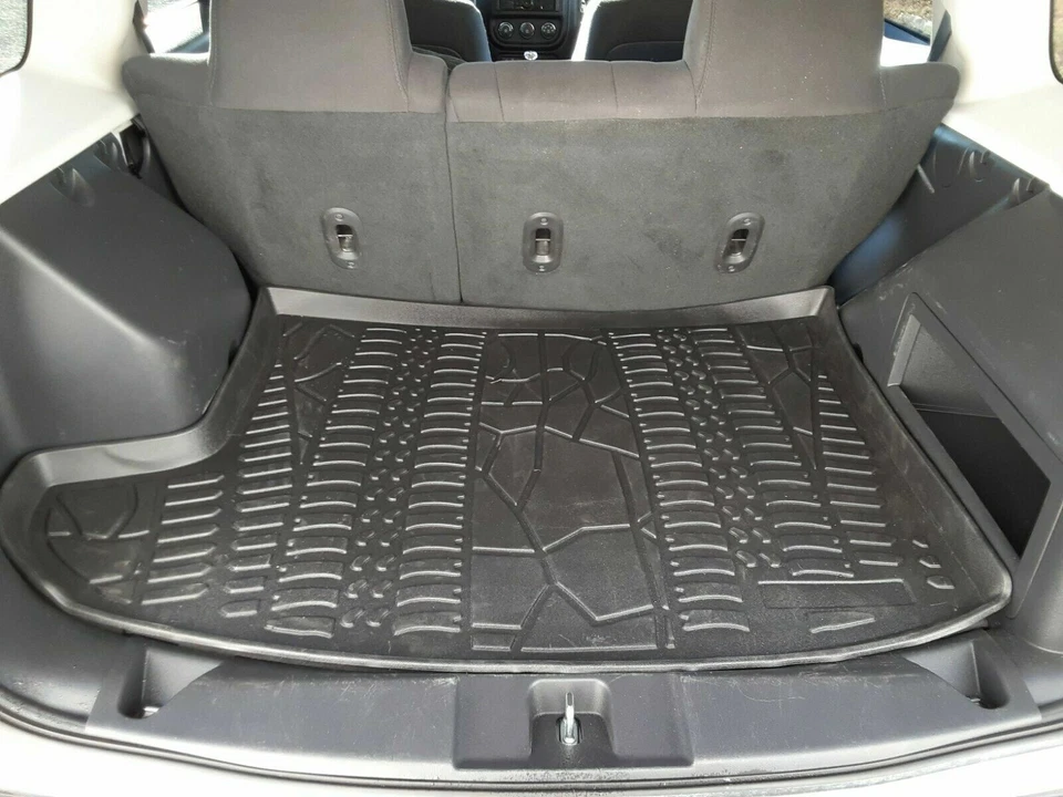Alfombrilla de almohadilla para maletero trasero para Jeep Patriot 2007-2017 Foto 3 de 4