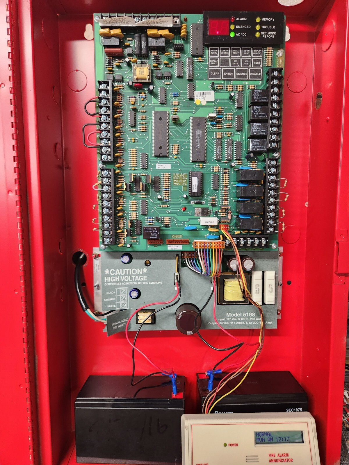 Silent Knight 5207 Fire Alarm Panel, Used (Main Board Only) Warranty
