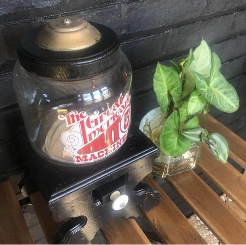 The Great American Nut Machine 13" Peanut Candy Dispenser *Free Shipping* - Picture 4 of 8