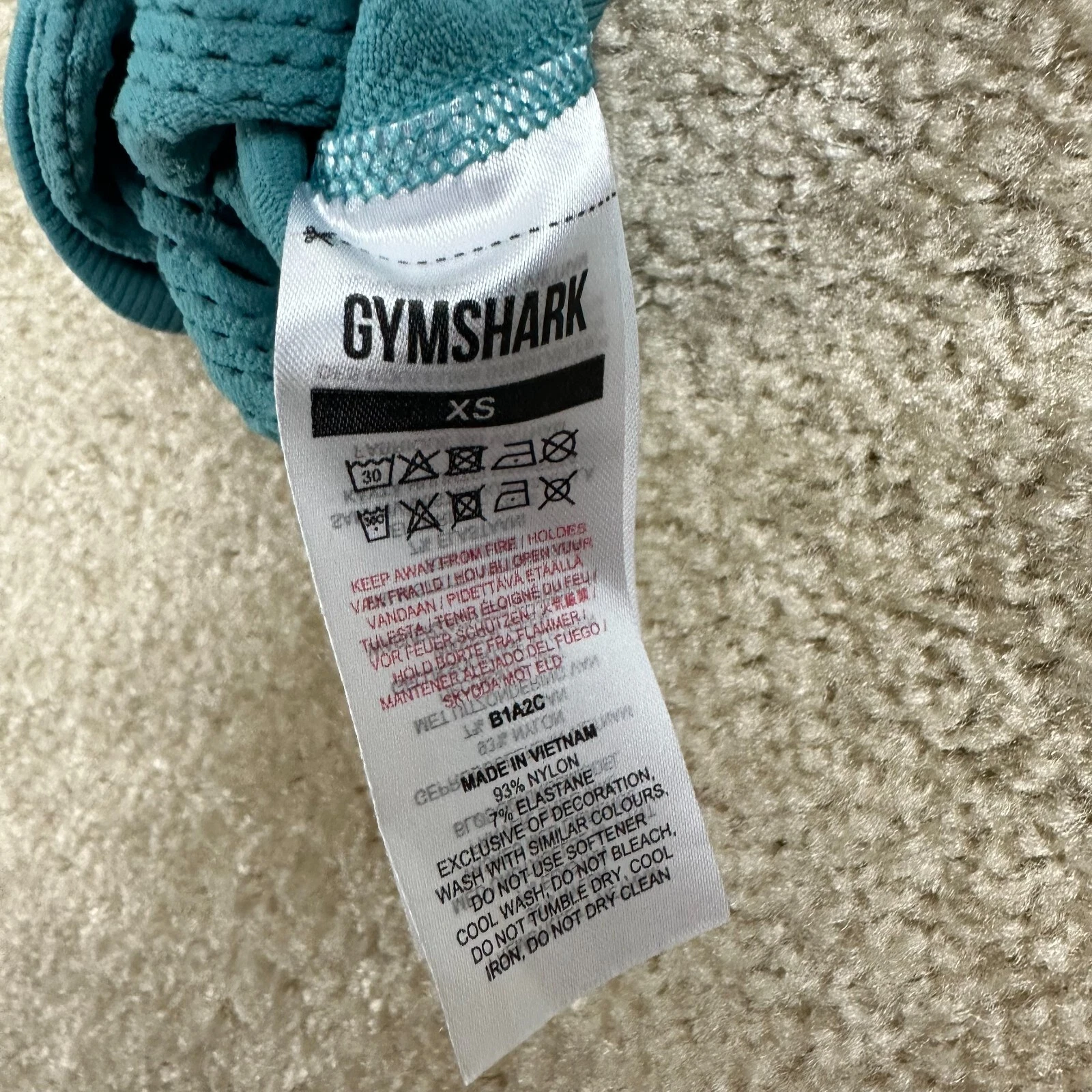 gymshark mid rise big logo spell out leggings
