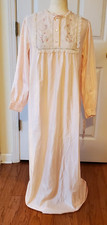 VTG Barbizon Cuddleskin Pink Satin Nightgown Embroidered  Lace SZ Small NWT